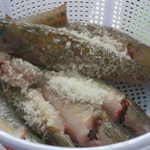 Cách làm cá bống kho với gừng