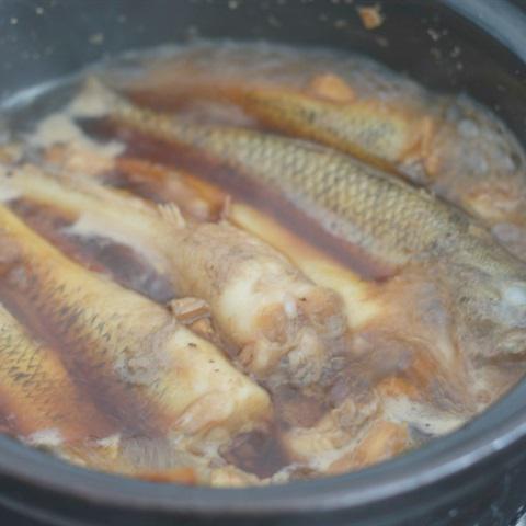 Cách làm cá bống kho với gừng