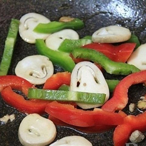 Cách làm cá bớp xào nấm
