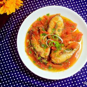 Cách làm cá cam chiên sốt cà chua