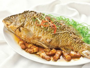 Cá chép sốt gừng