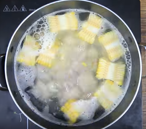 Cá chiên giòn sốt tỏi cay thơm nức mũi, càng ăn càng mê