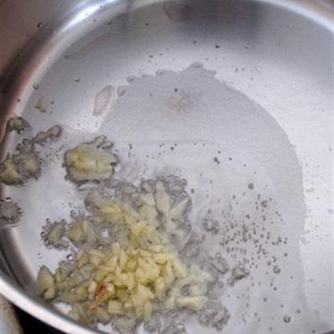 Cách làm cá chiên mắm tỏi