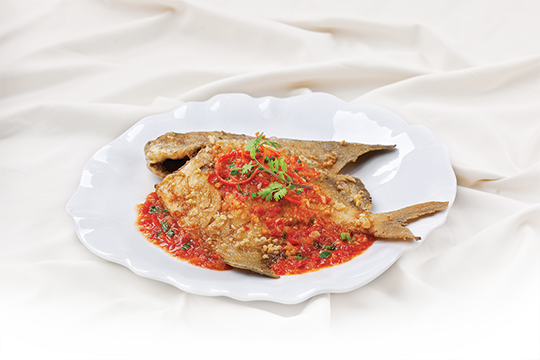 Cá chim chiên xốt cà