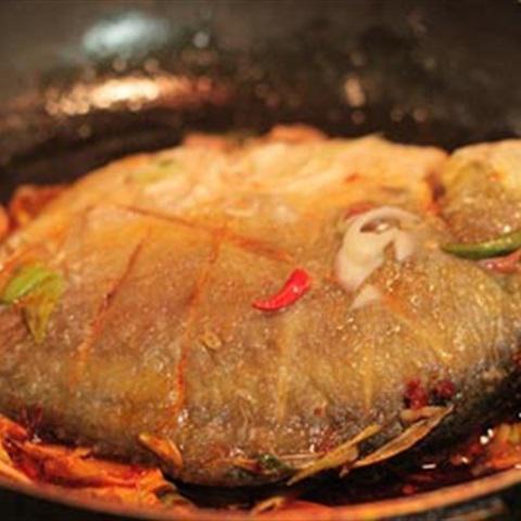 Cách làm cá chim kho riềng