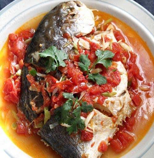 Cá chim sốt chua ngọt hấp dẫn cho bữa ăn ngon