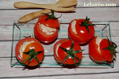 Cà chua dồn cá hộp