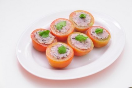 Cà chua nhồi thịt