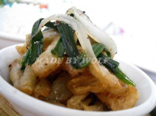 Cá cơm chiên nước mắm