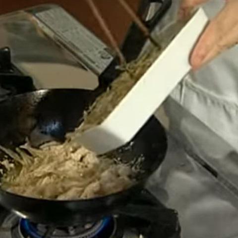 Cách làm cá cơm kho thịt ba chỉ