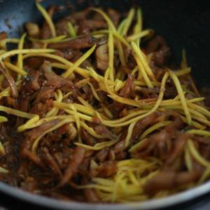 Cách làm cá cơm kho xoài xanh