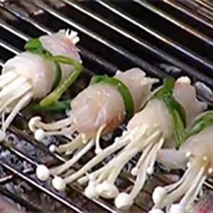 Cách làm cá cuộn nấm nướng sốt chanh dây