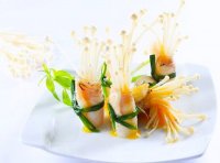 Cá cuộn nấm nướng sốt chanh dây