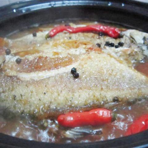 Cách làm cá diếc kho tiêu