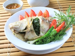 Cá điêu hồng hấp trứng ngải cứu
