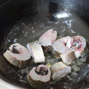 Cách làm cá đối kho nước tương
