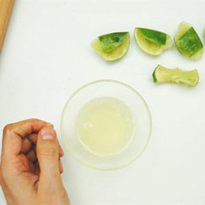 Cách làm cá hấp chuối