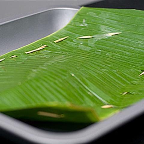 Cách làm cá hấp chuối