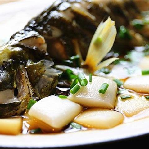 Cách làm cá hấp nước tương