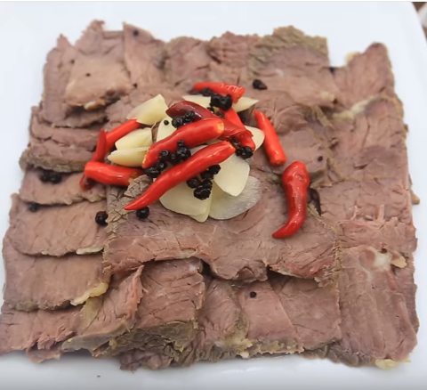 Cá hấp trần bì và chanh muối ăn kèm cơm trắng ngon đậm đà