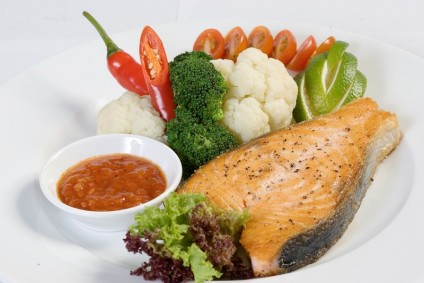 Cá hồi áp chảo