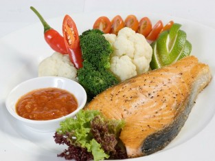 Cá hồi áp chảo