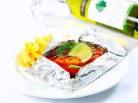 Cá hồi cuốn giấy bạc nướng