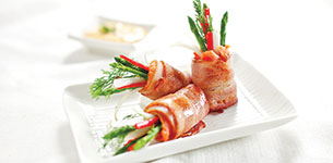 Cá hồi cuộn măng tây