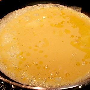 Cách làm cá hồi cuộn sushi