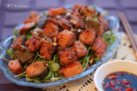 Cá hồi lúc lắc