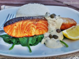 Cá hồi nướng sốt tartar