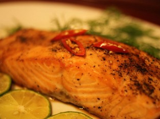 Cá hồi nướng tiêu đen