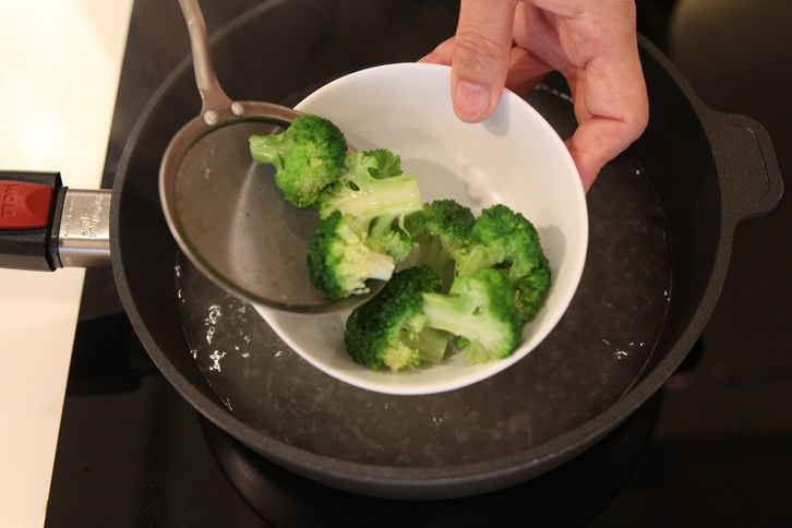 Cá hồi nướng tỏi mật ong thơm ngon, bổ dưỡng