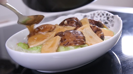 Cá hồi nướng tương ớt ngọt kiểu Thái siêu bổ dưỡng