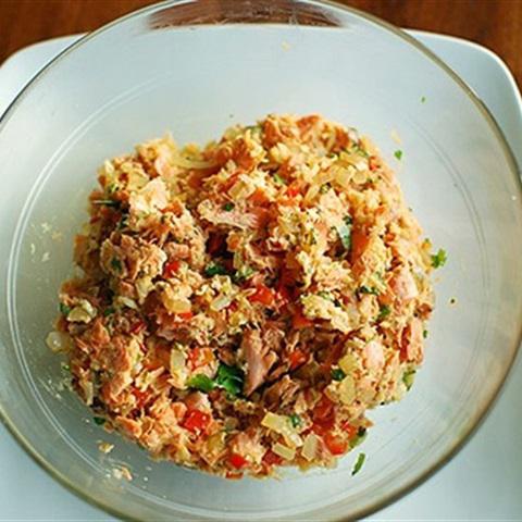 Cách làm cá hồi viên chiên