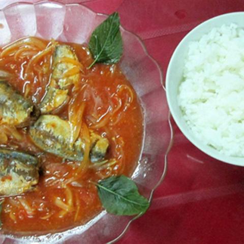 Cách làm cá hộp sốt cà chua
