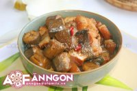 Cá kho chuối xanh - món ngon dân dã