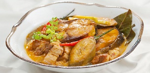 Cá kho chuối xanh