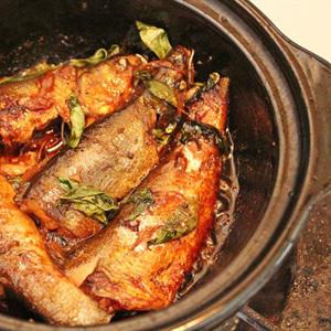 Cách làm cá kho húng quế