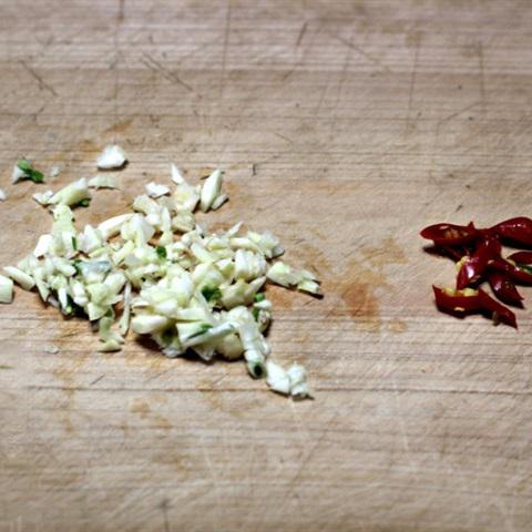 Cách làm cá khô ngào nước mắm