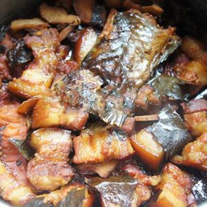 Cách làm cá kho thịt ba chỉ