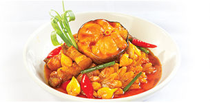 Cá lăng kho củ nén