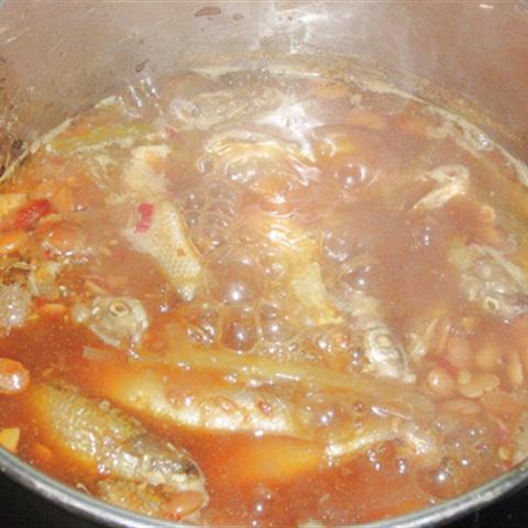 Cách làm cá linh kho tương