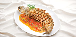 Cá lóc chiên xốt mận