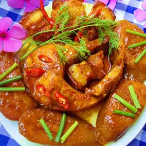 Cách làm cá lóc kho chuối xanh