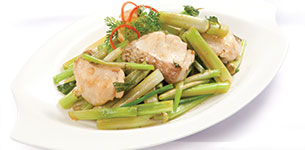 Cá lóc xào rau cần nước