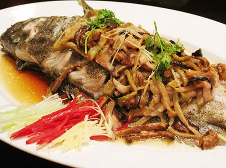 Cá mú chưng gừng