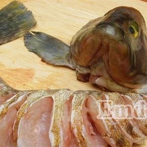 Cách làm cá mú hấp nước tương