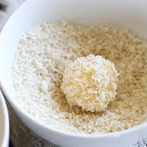 Cách làm cá ngừ bọc trứng cút