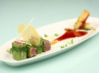 Cá ngừ cuốn diếp